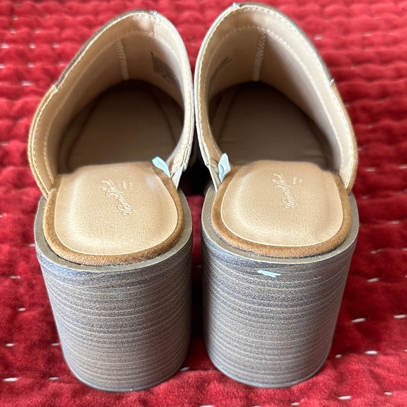 Universal Thread Multicolor Patchwork Mules - Picture 3 of 4